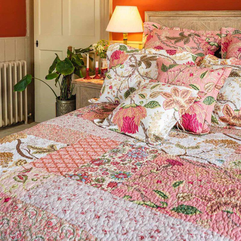 Forever England Constance Cushion Cover 43X43cm image number 1